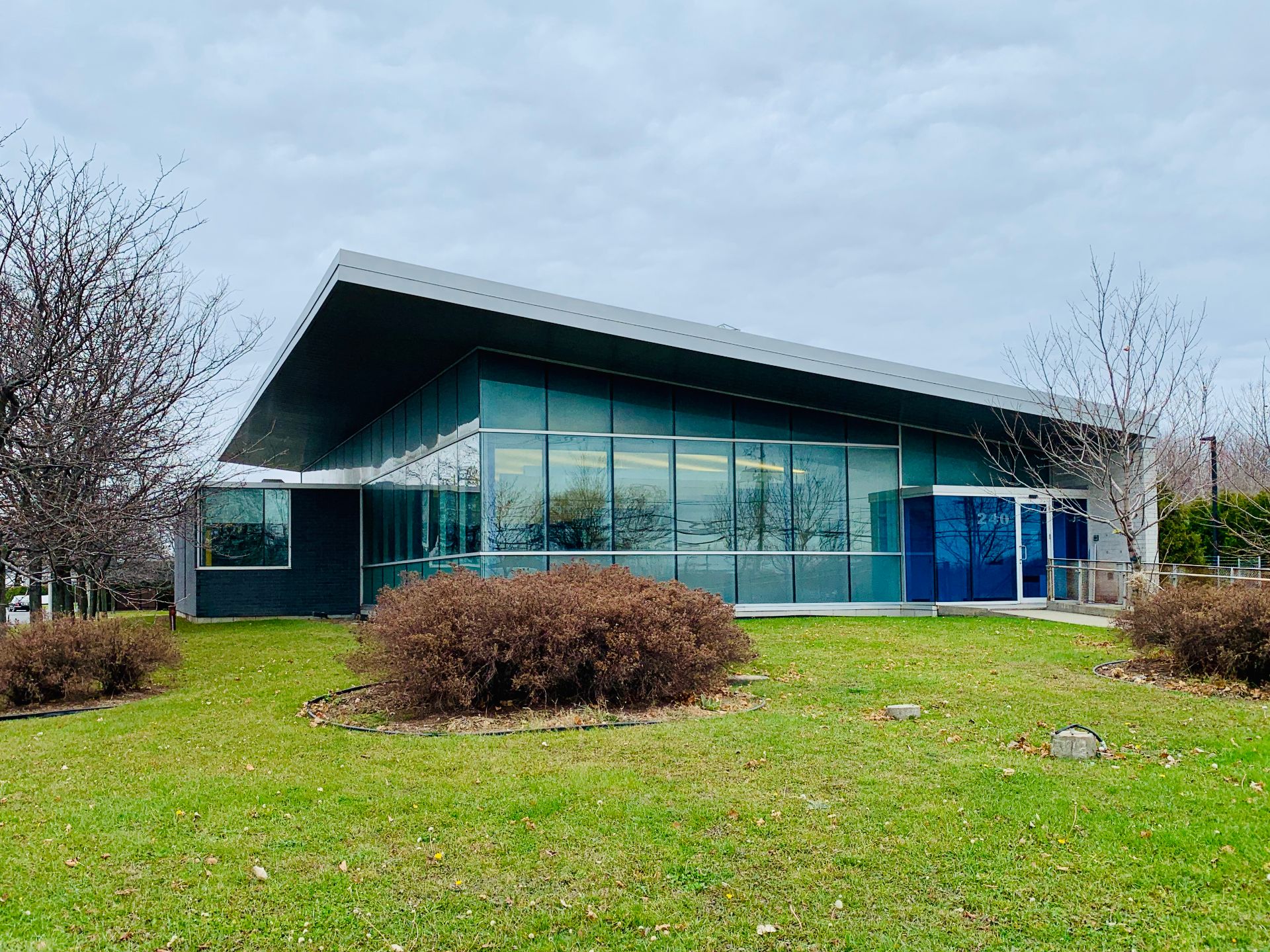 240, Boul. Lemire Drummondville Équipe JeanFrançois Rivard / Remax