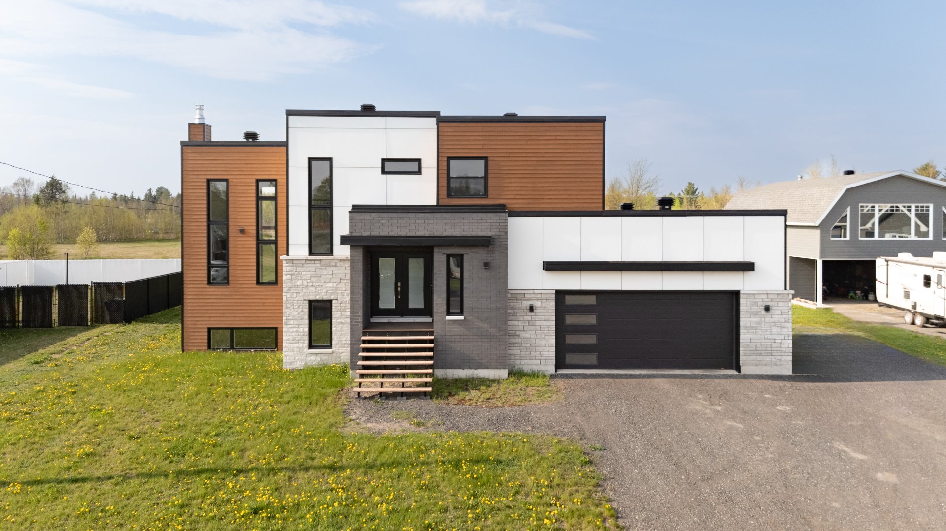 2455, Rue Huard - Lyster | Équipe Jean-François Rivard / Remax